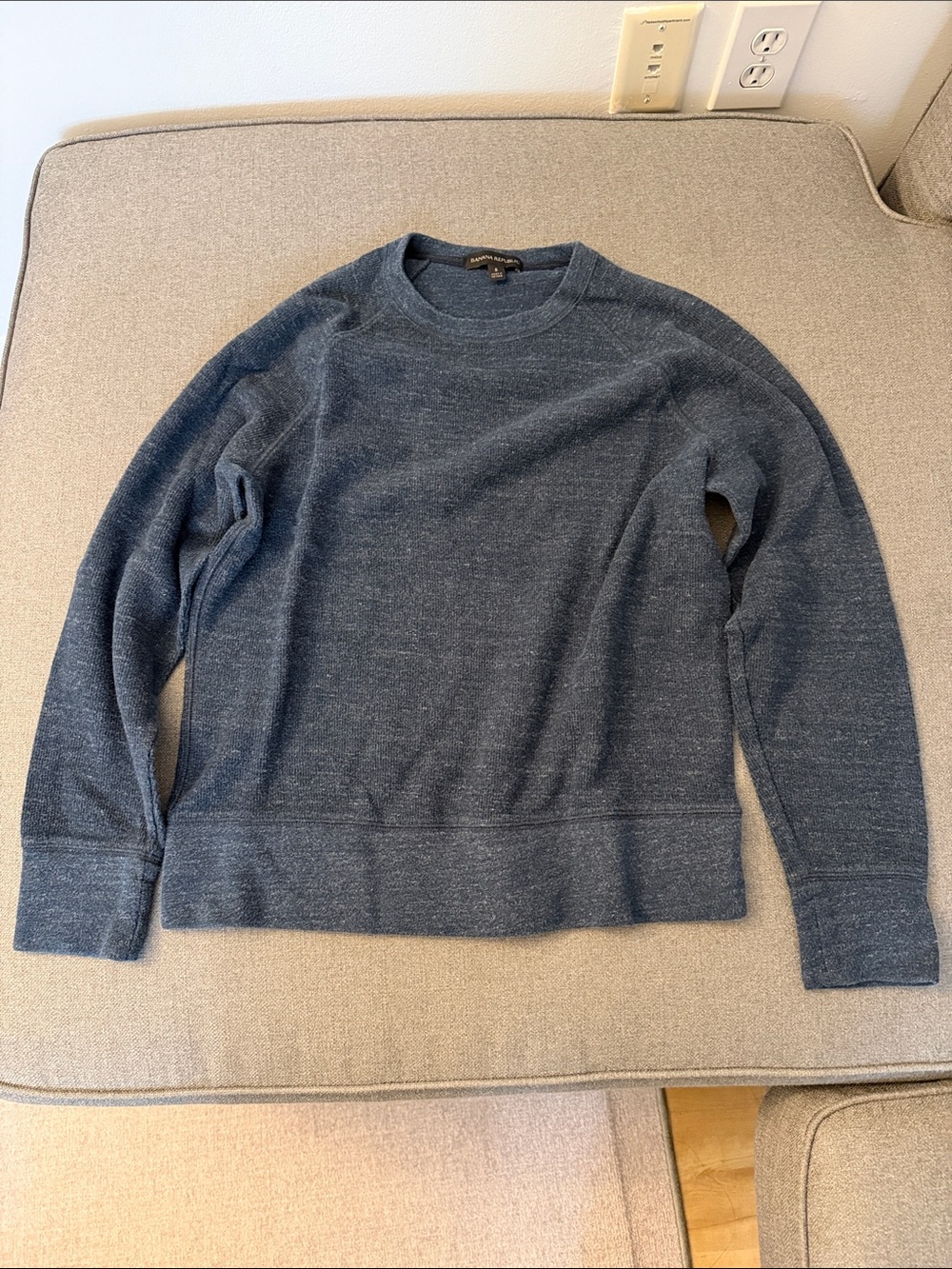 Banana Republic Men's Crewneck Sweater in Heather Blue